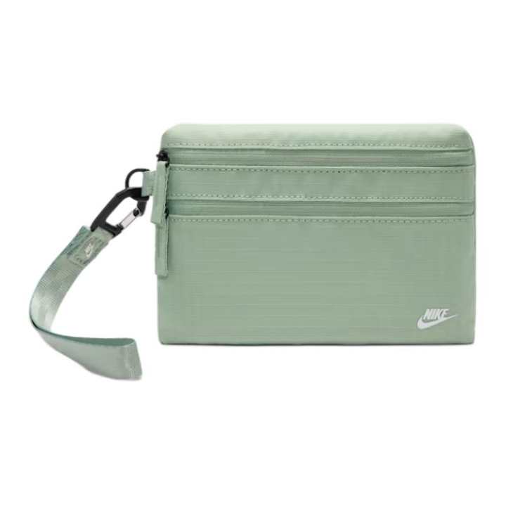 Nike Nike Club Clutches Green
