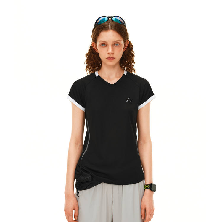 FPA T Shirts Women's V Neck Moderate Nipped In Waist