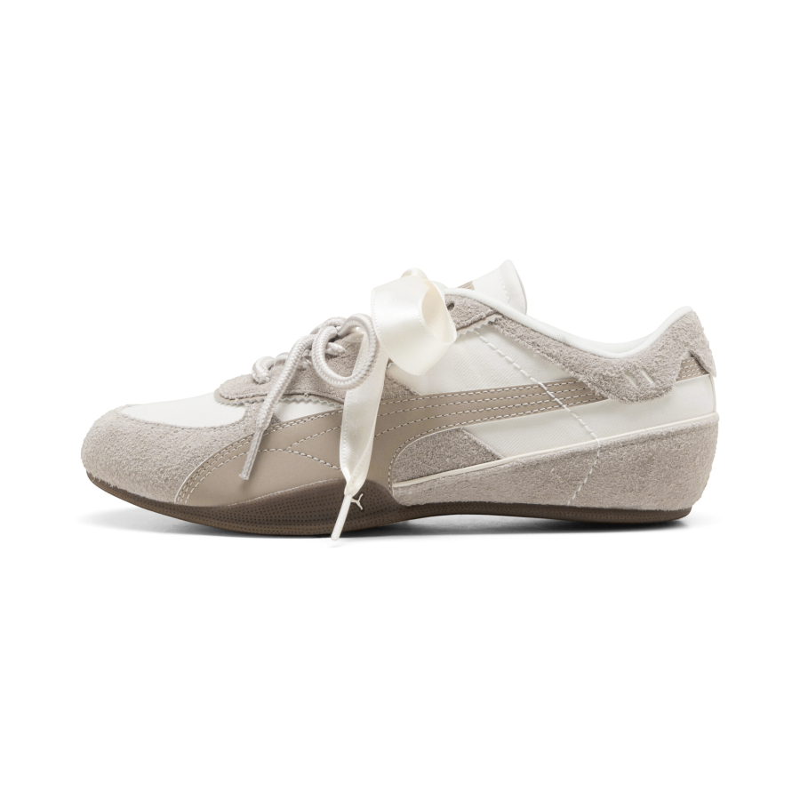 PUMA Low top Casual Shoes Women's Taupe
