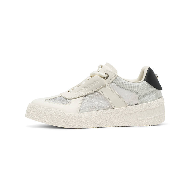 Coup De Foudre Low top Skateboard Shoes Women's White Black