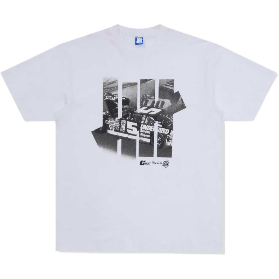 UNDEFEATED SS26 T Shirts Unisex Crew Neck Straight Fit