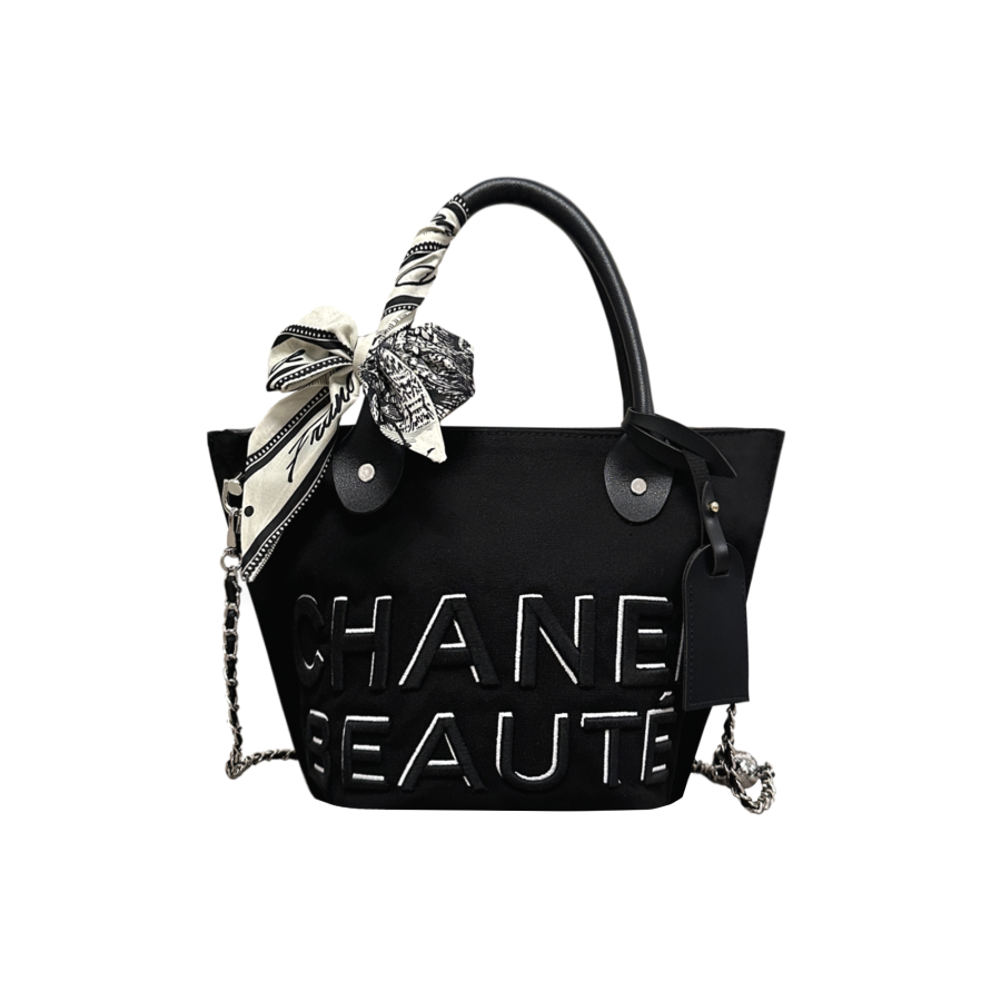 CHANEL Makeup & Toiletry Bags Women's
