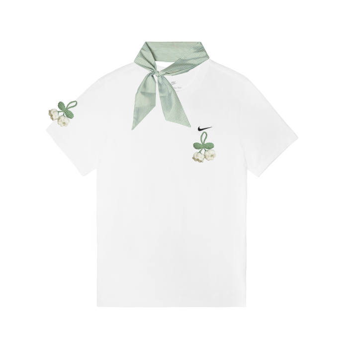 Nike Nike Sportswear T Shirts Men's White Crew Neck Moderate Straight Fit