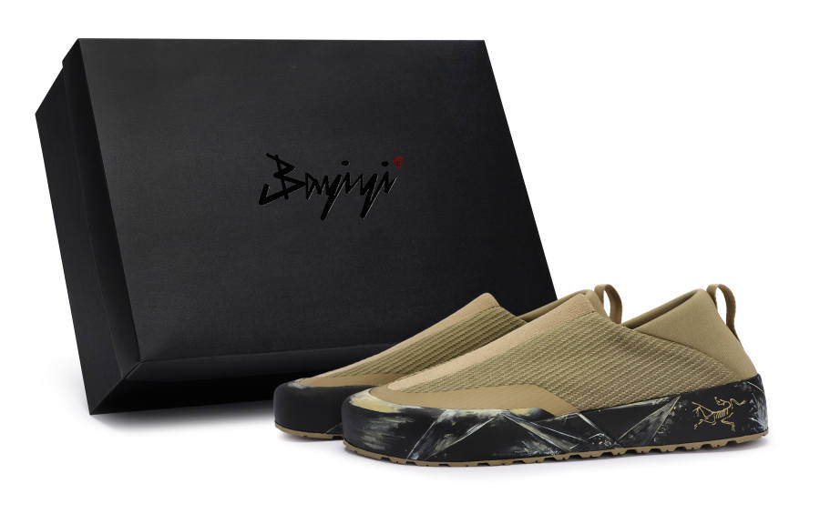 Arcteryx KRAGG Casual Shoes Unisex Low Top Black/Brown