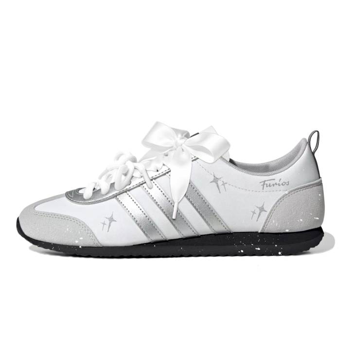 Adidas Adidas VS JOG 2.0 German Army Trainers Women's Low Top Silver White