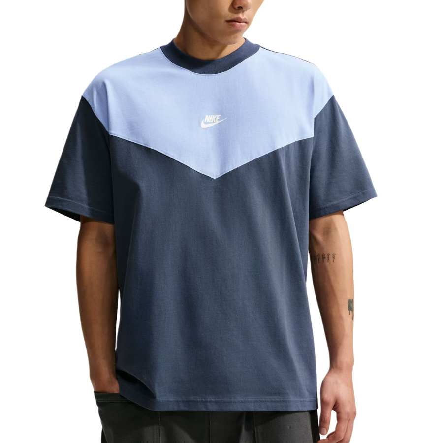 Nike Nike Sportswear T Shirts Men's Thunder Blue/Cobalt Blue Crew Neck