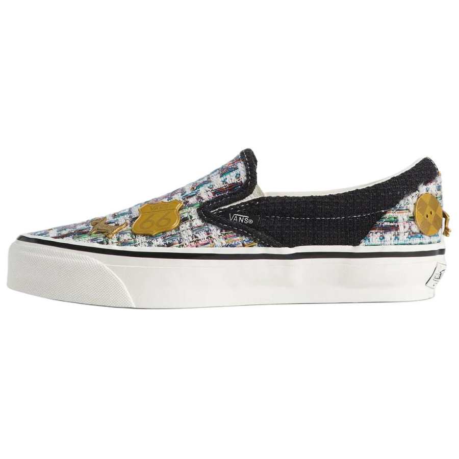 Vans Vans Slip On Skateboard Shoes Men's Ecru