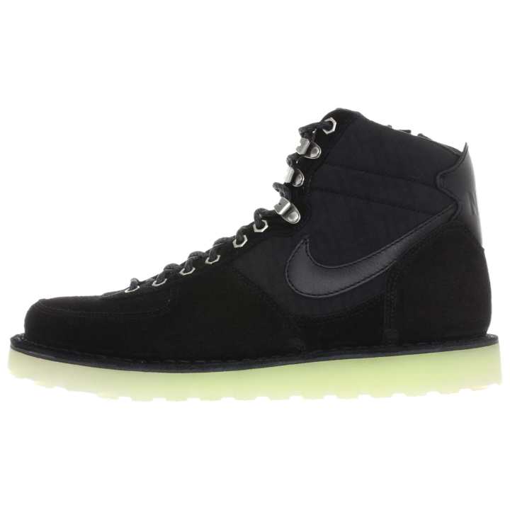 Nike Nike Air Approach Mountaineering & Hiking Shoes Men's Black