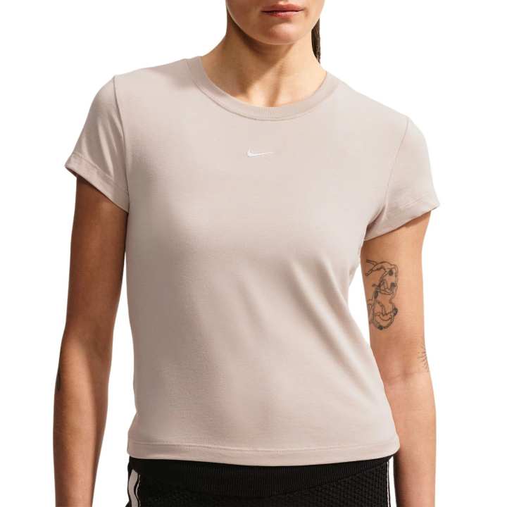 Nike Nike T Shirts Women's Cream/Sail White Crew Neck Moderate