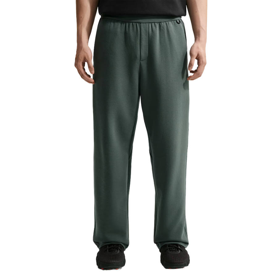 Nike Nike Casual Pants Men's Green Camouflage/Black/Outdoor Green Moderate Straight Fit Pants