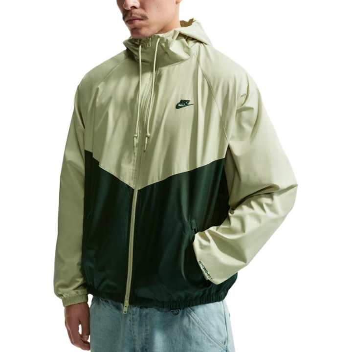 Nike Nike WINDRUNNER Jackets Men's Light Olive Green Hooded Non Detachable Moderate Straight Fit
