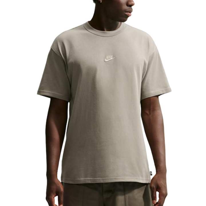 Nike Nike Sportswear T Shirts Men's Light Army Green Crew Neck