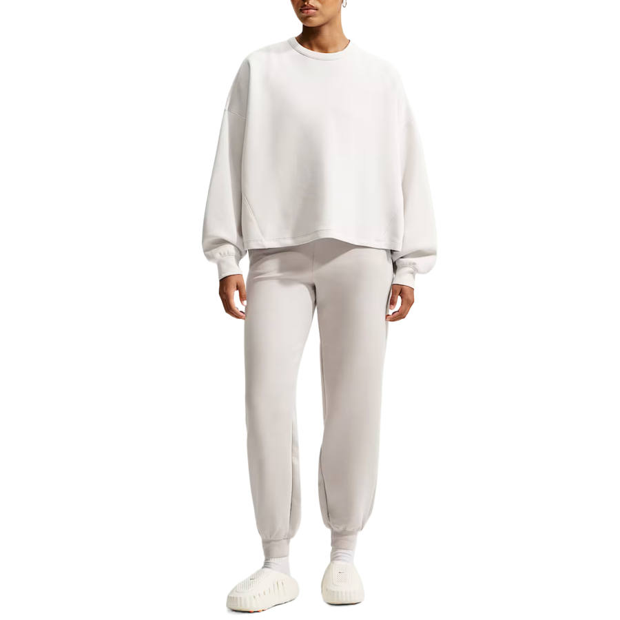 Nike Nike Sports Pants Women's Cream II/Preppy Gray Moderate Cuffed Pants