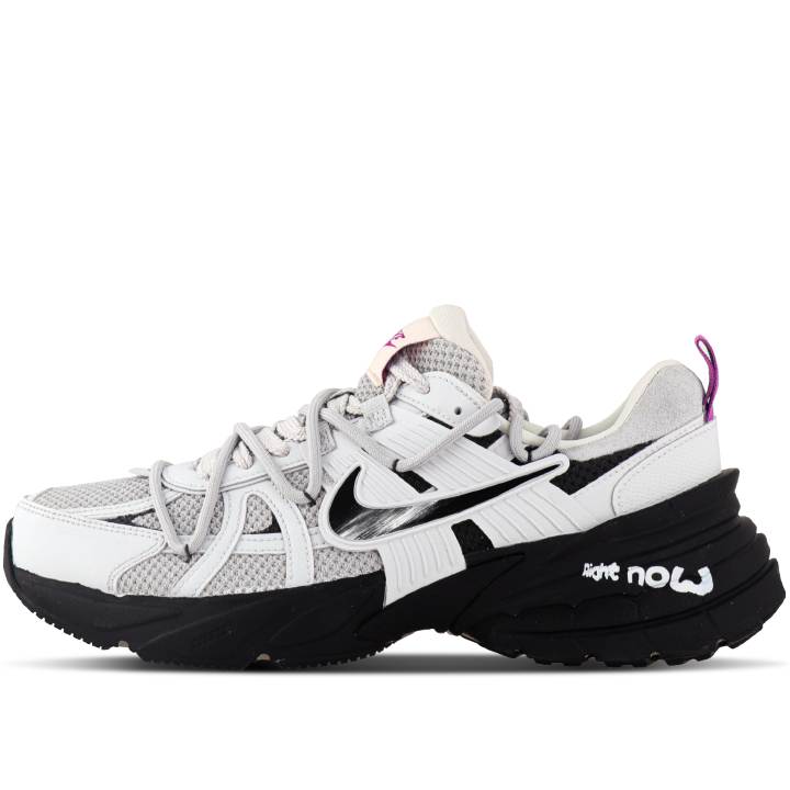 Nike Nike V2K Run Running Shoes Unisex Low Top Black/Gray