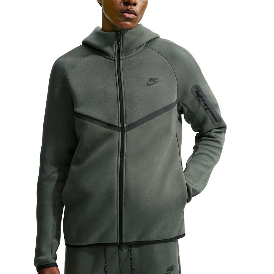 Nike Nike Sweatshirts Men's Green Camouflage/Black Hooded Non Detachable Moderate