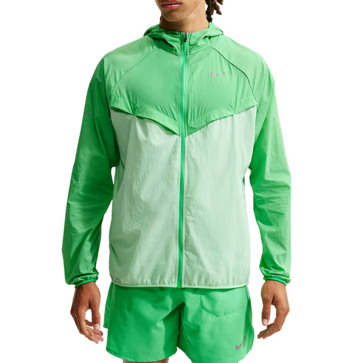 Nike Nike Running Jackets Women's Green Spark/Cucumber Serenity Hooded Non Detachable Moderate