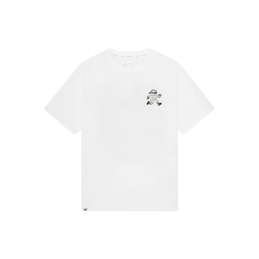 New Balance New Balance UNI FROZEN T Shirts Unisex Print White Crew Neck Moderate Straight Fit