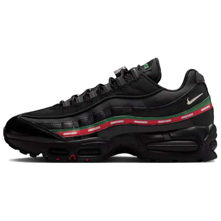 Nike Nike x UNDEFEATED Air Max 95 Running Shoes Unisex Black Red