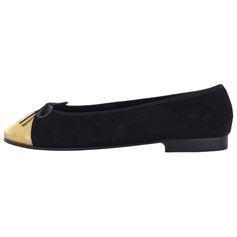 CHANEL 26C Leather Casual Shoes 1cm Women's Black Gold