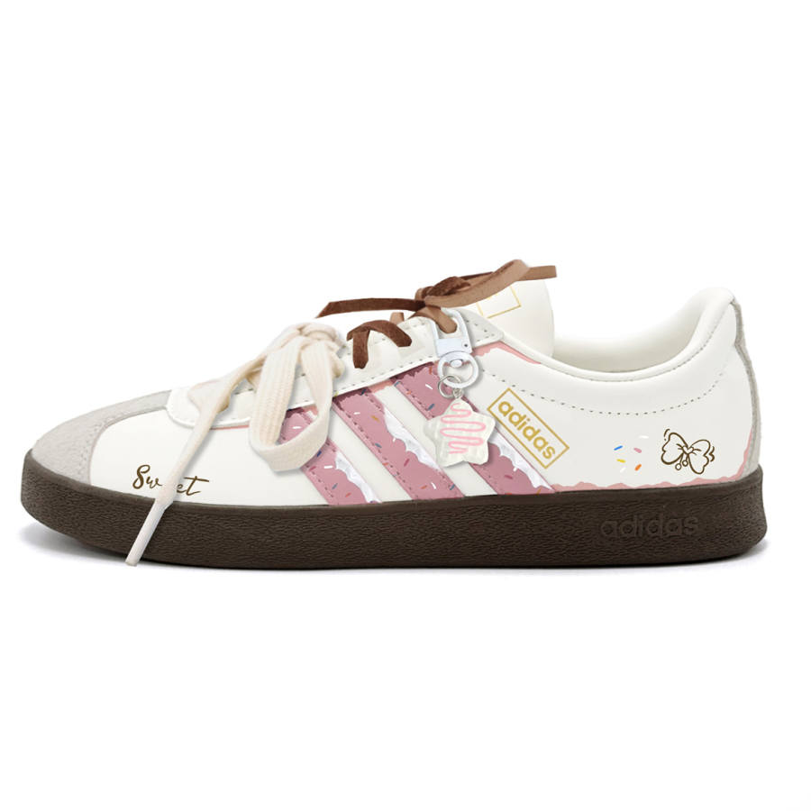 Adidas Adidas VL COURT 2.0 German Army Trainers Unisex Low Top Ecru & Black Brown With Gold Accents