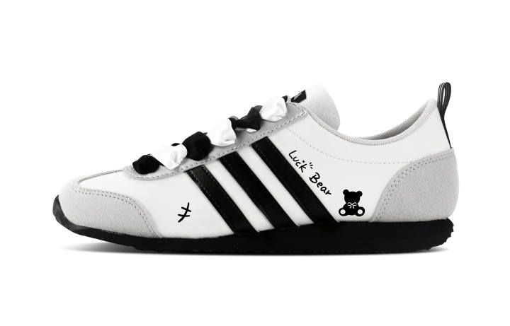 Adidas Adidas VS JOG 2.0 German Army Trainers Unisex Low Top White
