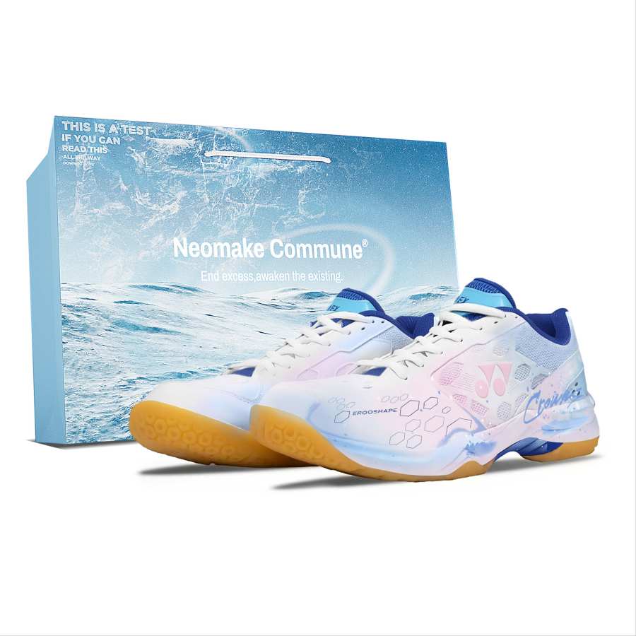 YONEX Badminton Shoes Unisex Low Top Light Blue Gradient Colorway