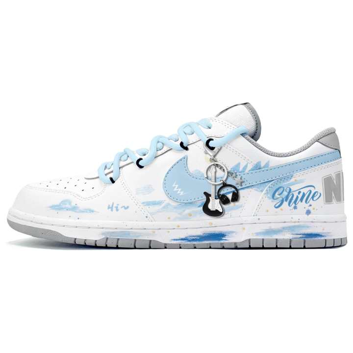Nike Nike Big Low Lux Skateboard Shoes Men's Low Top Light Blue