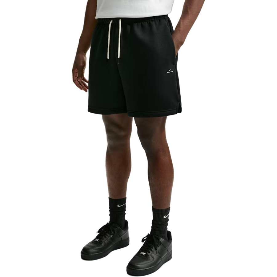 Nike Nike Therma FIT Basketball Shorts Men's Black/Light Ivory Moderate