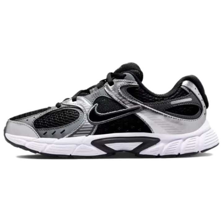 Nike Nike Vomero 5 Low top Casual Shoes Unisex