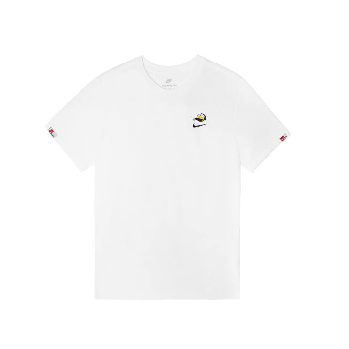 Nike Nike Sportswear T Shirts Men's White Crew Neck Moderate Straight Fit