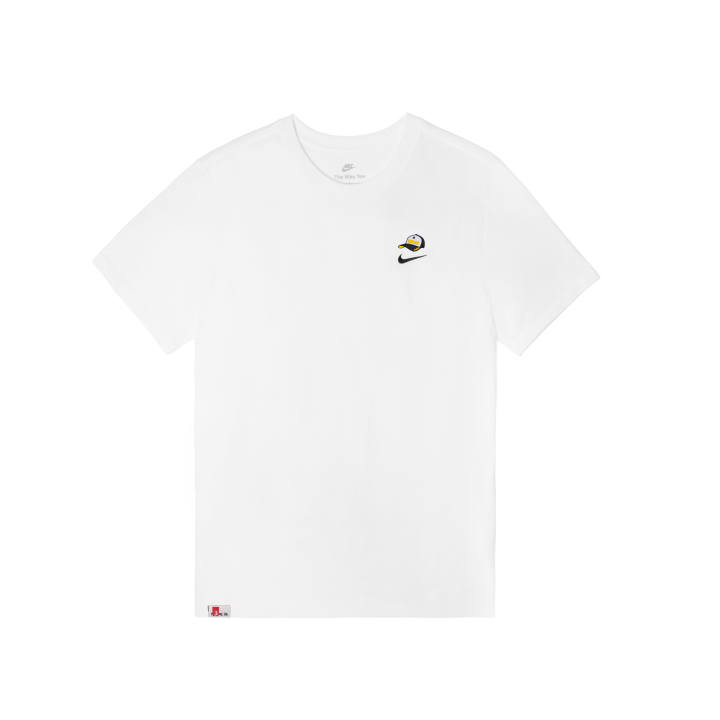 Nike Nike Sportswear T Shirts Men's White Crew Neck Moderate Straight Fit