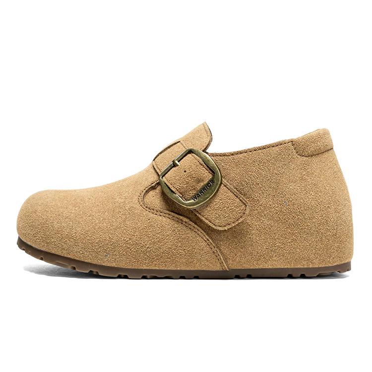 WARRIOR Casual Shoes Women's Low Top Brown
