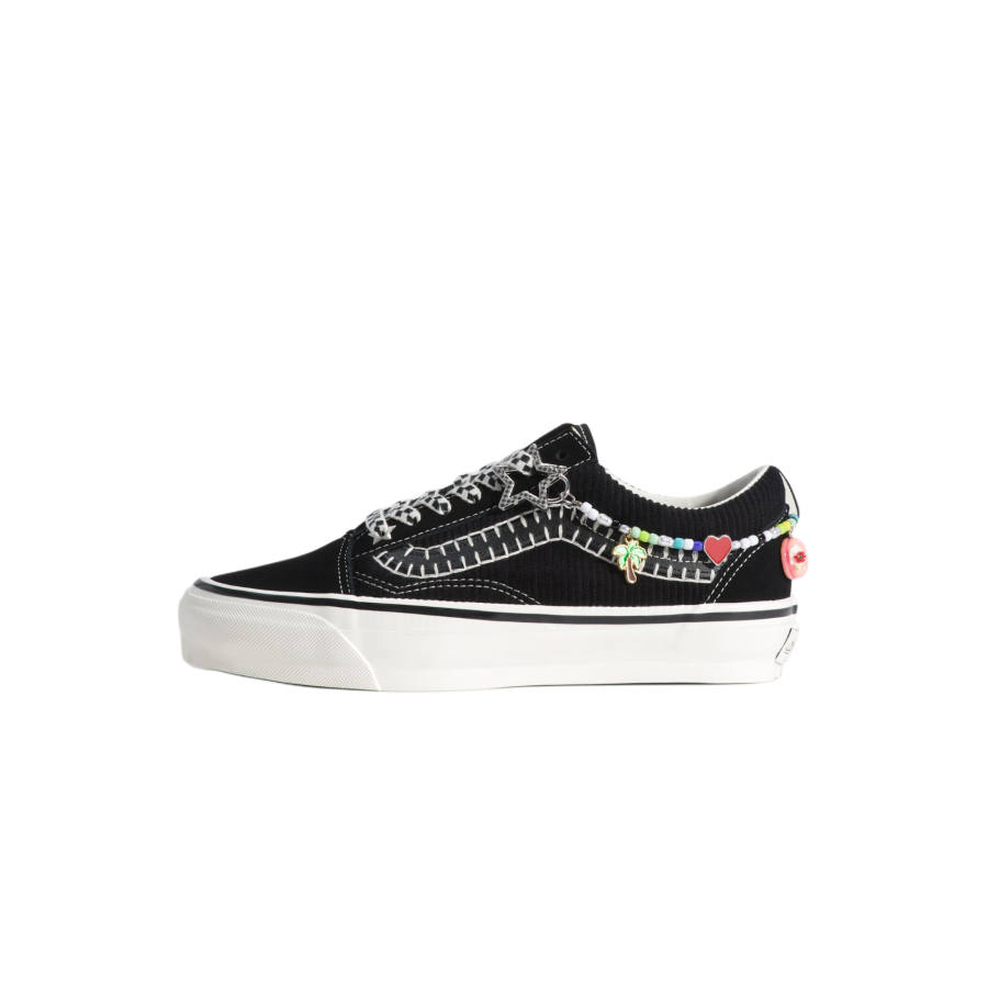 Vans Premium Old Skool Skateboard Shoes Unisex Low Top Black/Marshmallow White
