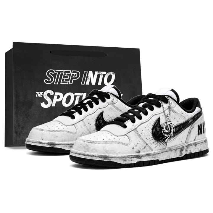 Nike Nike Dunk Skateboard Shoes Unisex Low Top Black/White