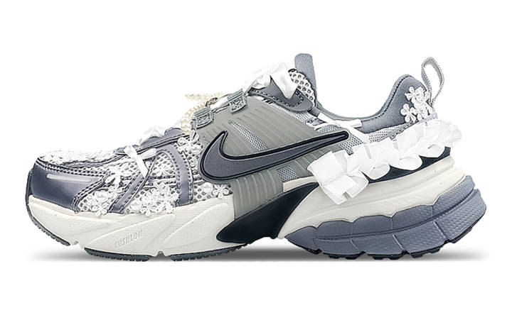 Nike Nike V2K Run Running Shoes Women's Low Top Gray/Silver