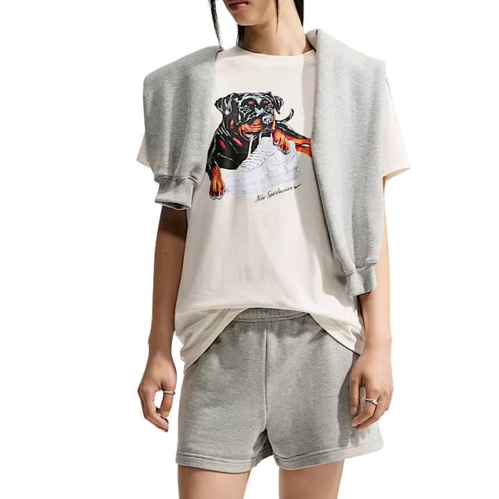 Nike Nike Sportswear Classics T Shirts Women's Sail White Crew Neck Moderate