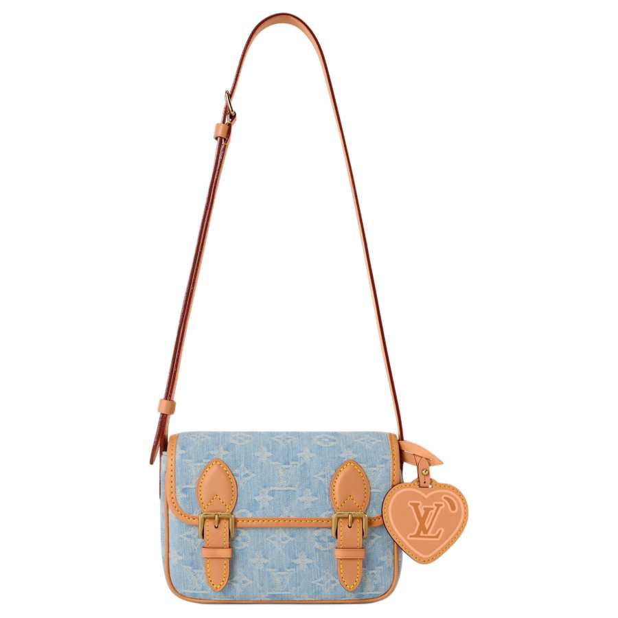 LOUIS VUITTON Crossbody Bags