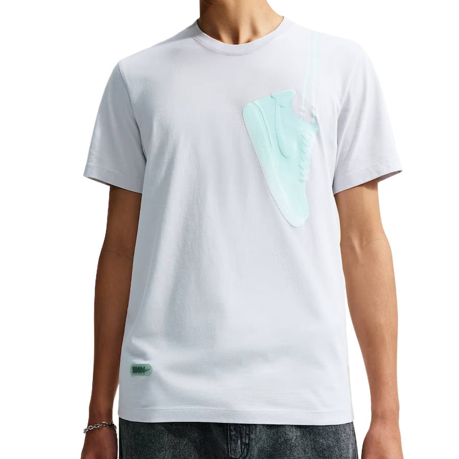 Nike Nike Sportswear T Shirts Men's Gray Mist Crew Neck Moderate