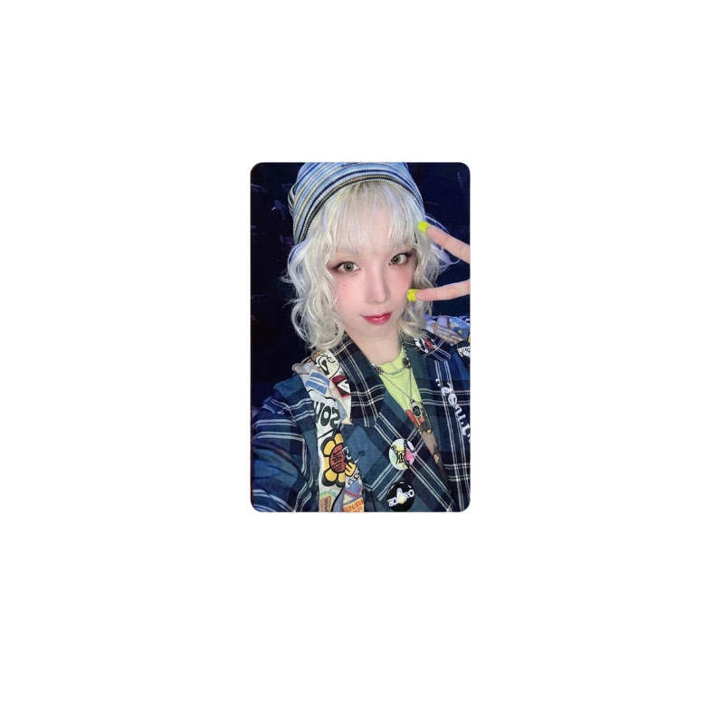 CUBE ENTERTAINMENT GI DLE Song Yuqi, Usually Card Specific, Qi Photocards 1 Pc