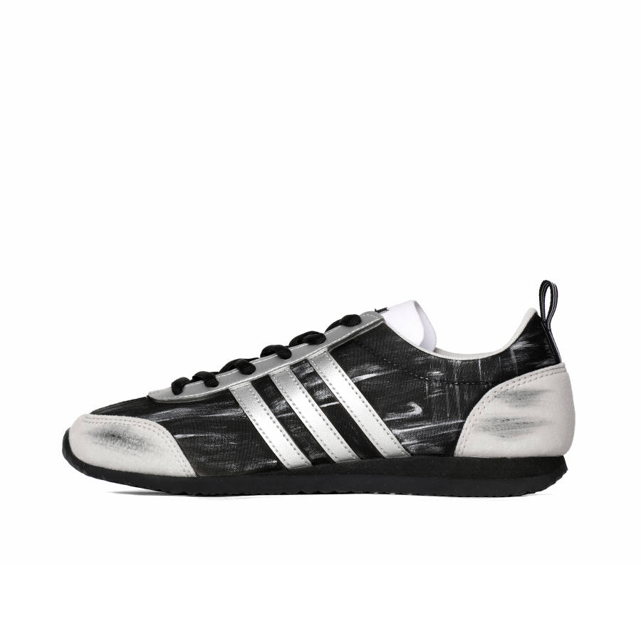 Adidas Adidas VS JOG 2.0 German Army Trainers Unisex Low Top Black Silver