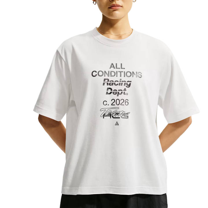 Nike Nike T Shirts Women's Peak White Crew Neck Moderate