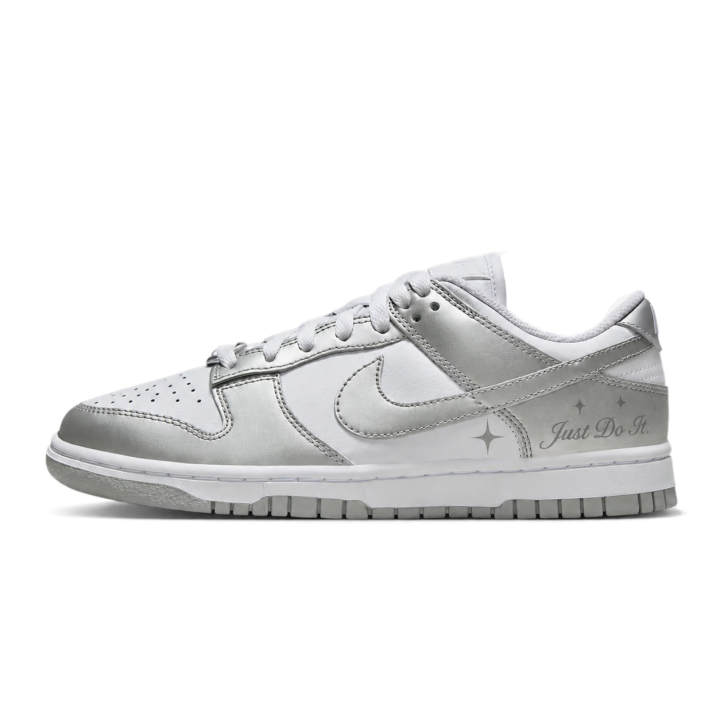 Nike Nike Dunk Skateboard Shoes Women's Low Top Silver White