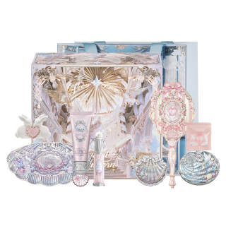 Flower Knows Shell Pearl Collection Makeup Set Box Natural Glossy Lip Matte Clear