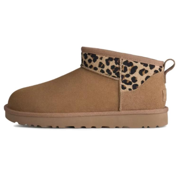 UGG UGG Classic Novelty Snow Boots Women's