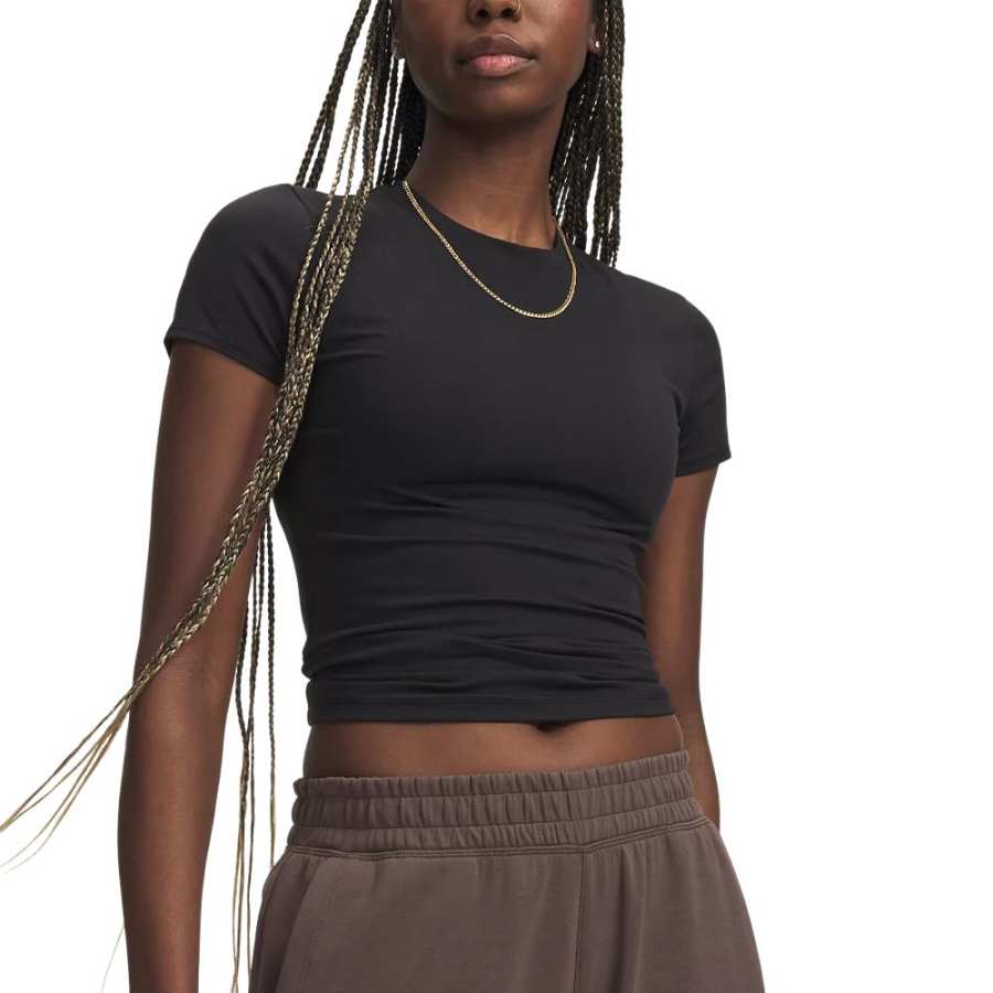 Under Armour Meridian T Shirts Women's Deep Black 008 Crew Neck