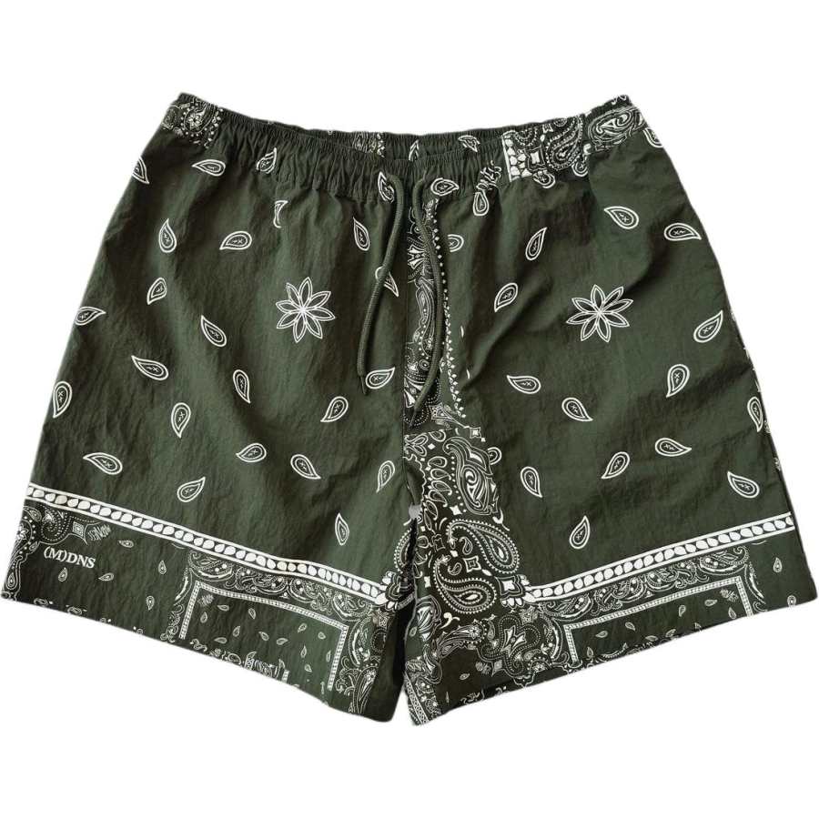 MADNESS Casual Shorts Men's Green