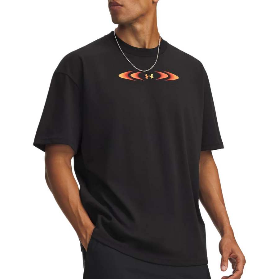 Under Armour T Shirts Men's Deep Black 008 Crew Neck Moderate