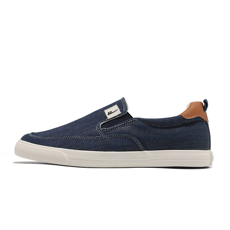 WARRIOR WARRIOR Canvas Shoes Men's Low Top Navy Blue, Black