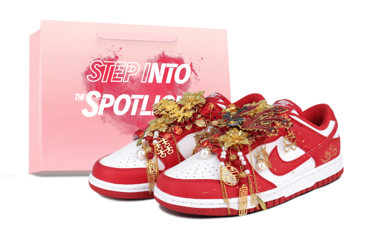 Nike Nike Dunk Skateboard Shoes Unisex Low Top Gold