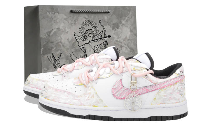 Nike Nike Big Skateboard Shoes Unisex Low Top Pink/White